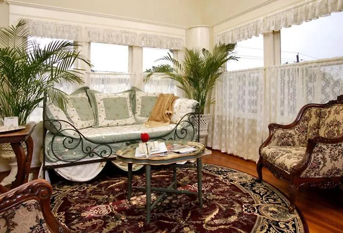 The Corinthian Bed And Breakfast Dallas